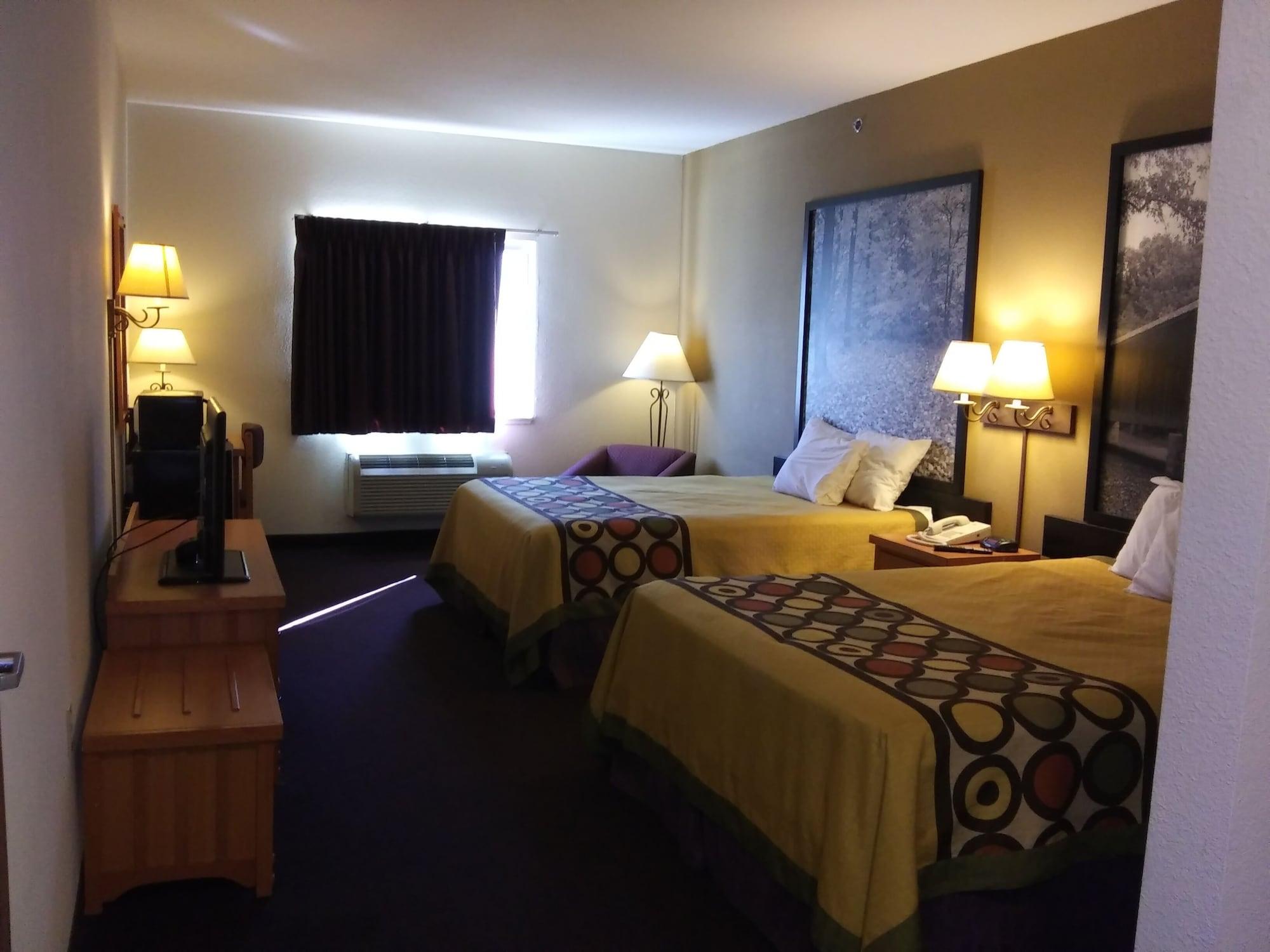 Super 8 By Wyndham Columbia East Hotel Exterior foto